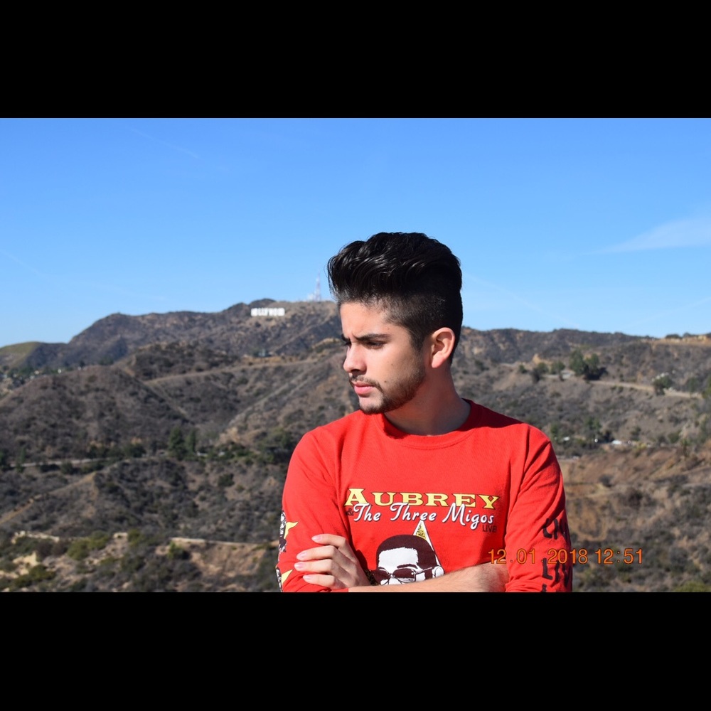 Meet your Posher, Emmi